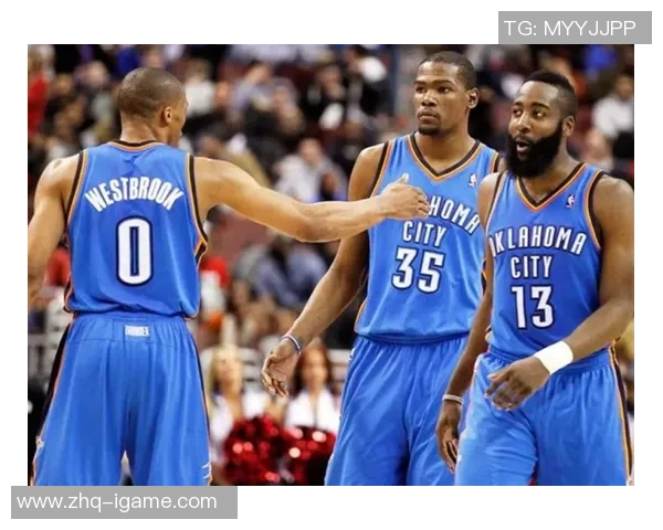 雷霆与快船激战在即NBA赛程精彩对决引发球迷热议 雷霆与快船激战在即NBA赛程精彩对决引发球迷热议